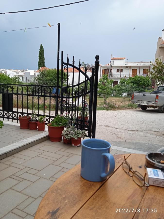 Syraina Apartments Skiathos Town Luaran gambar