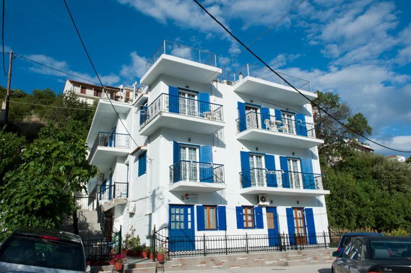 Syraina Apartments Skiathos Town Luaran gambar