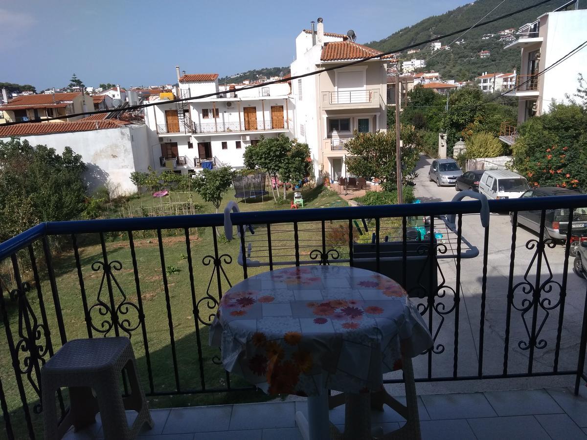 Syraina Apartments Skiathos Town Luaran gambar