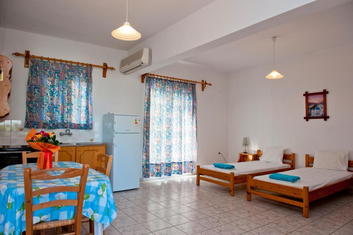 Syraina Apartments Skiathos Town Luaran gambar